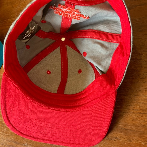 Hat - Picture 3 of 3